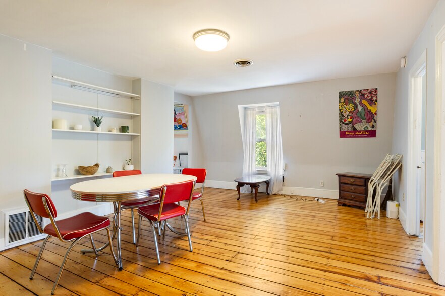 More Photos Of 176 Williams St, Providence Apartments For Sale