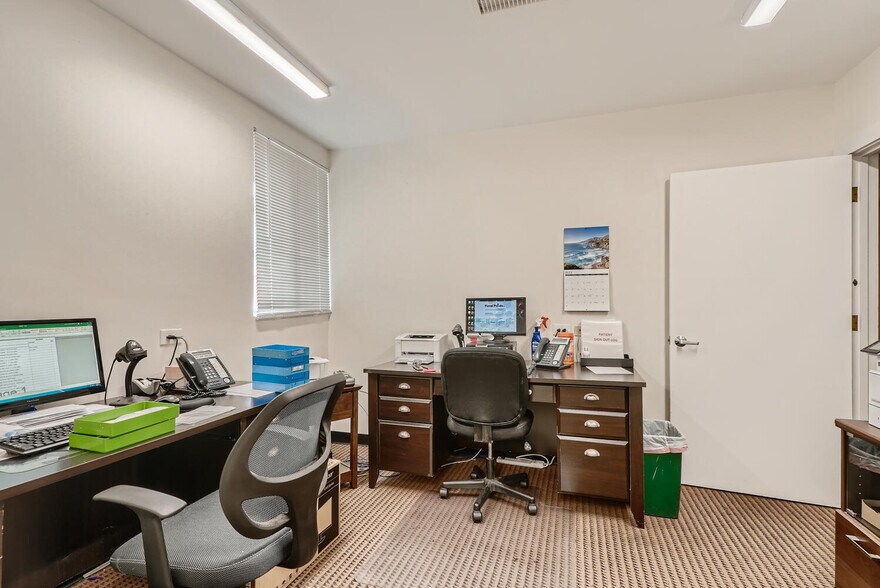 More Photos Of 5353 W Colfax Ave, Denver Office For Sale