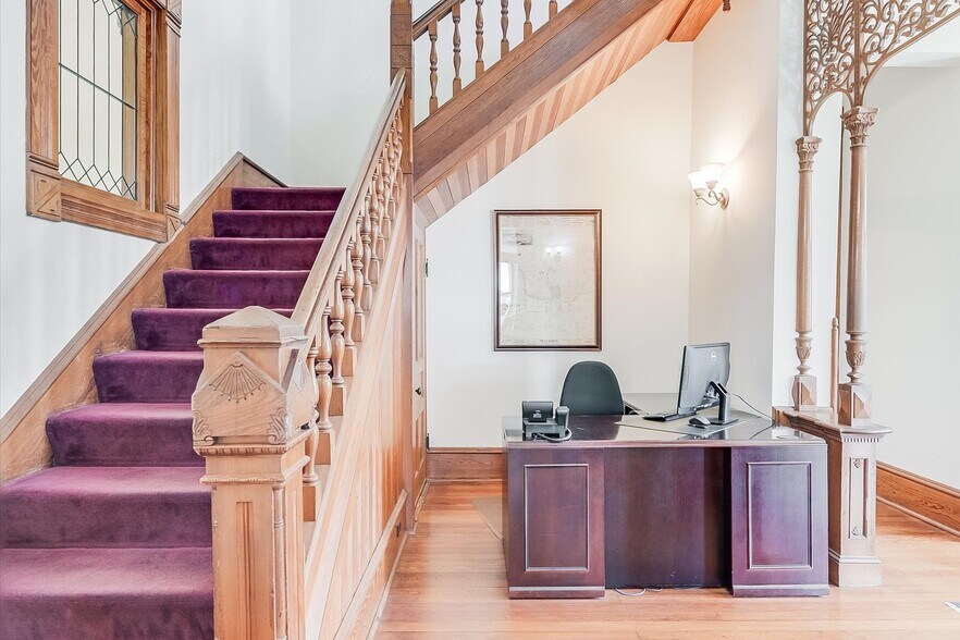 More Photos Of 2210 San Gabriel St, Austin Office Residential For Sale