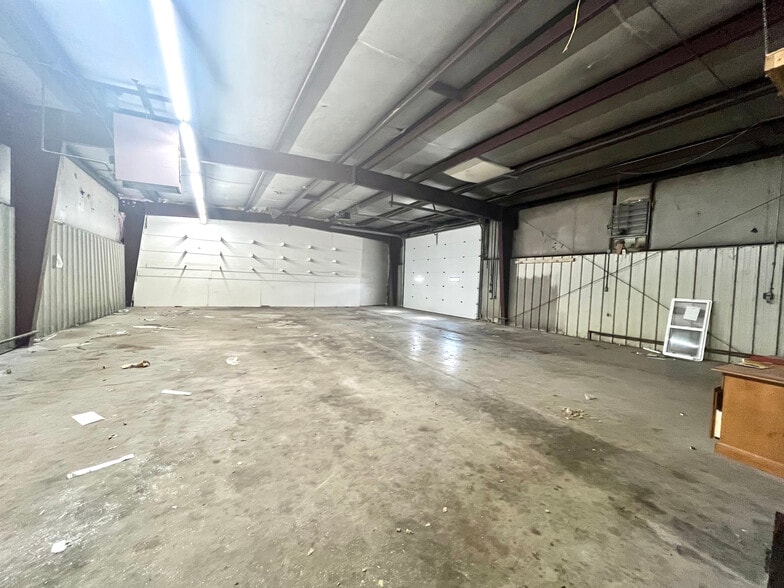 More Photos Of 1709 E 7th St, Atlantic Storefront Retail Office For Sale