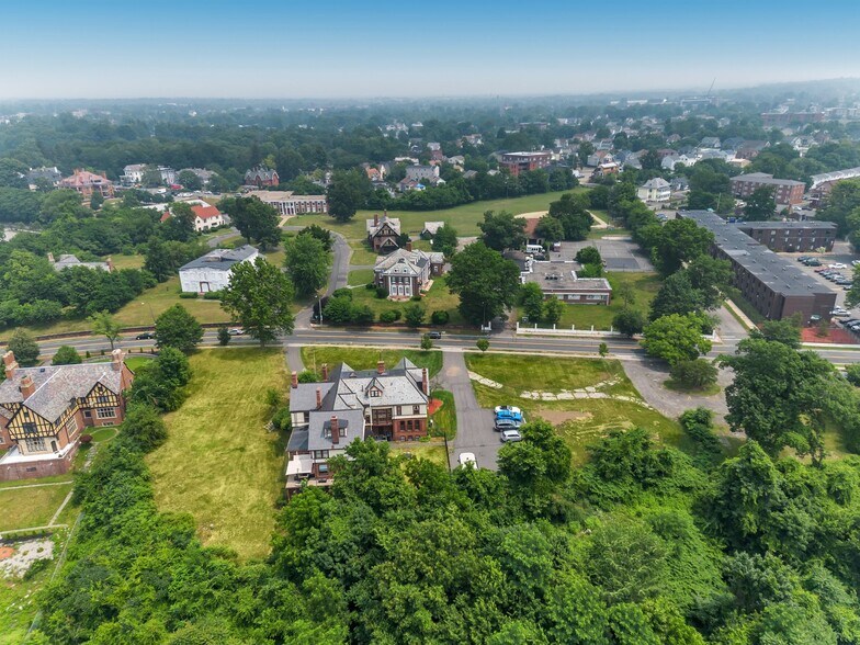 More Photos Of 270 Maple St, Springfield Hospitality For Sale