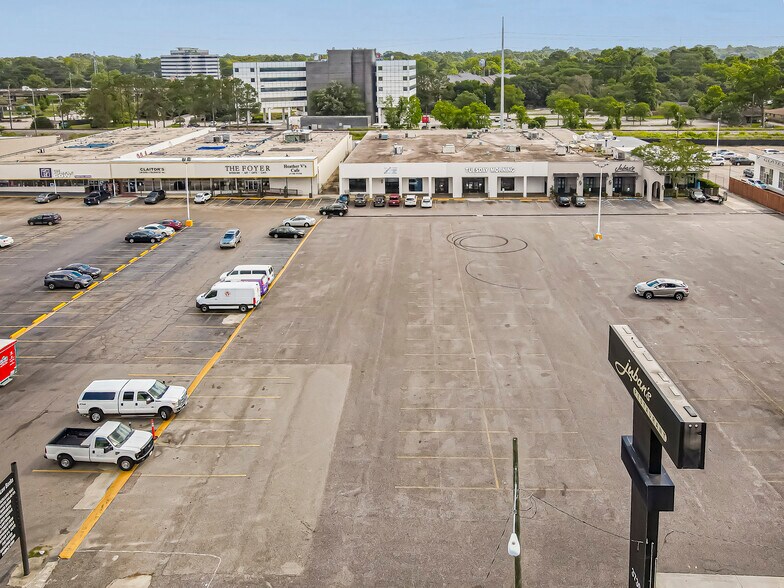 More Photos Of 3627 Perkins Rd, Baton Rouge Restaurant For Lease