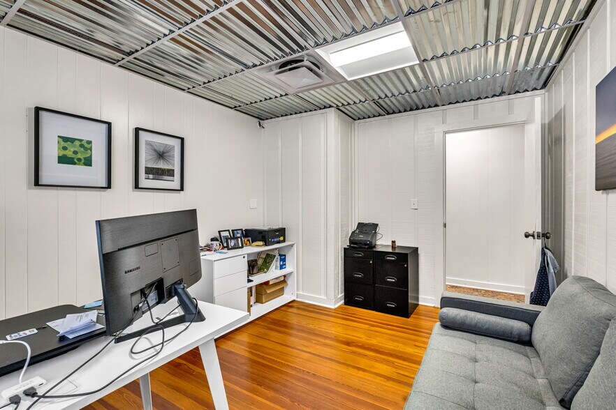 More Photos Of 372 Ahern St, Atlantic Beach Loft Creative Space For Sale