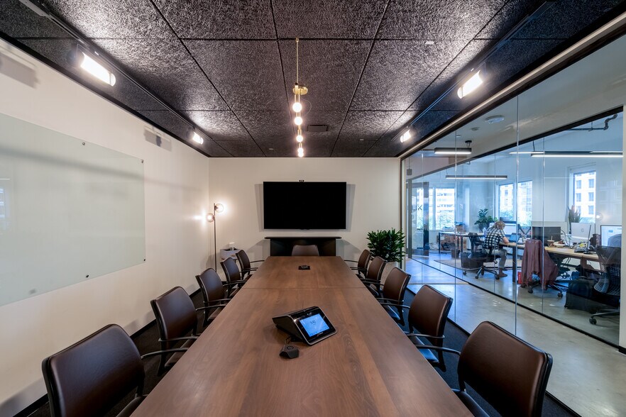 More Photos Of 4201 Wilson Blvd, Arlington Coworking Space