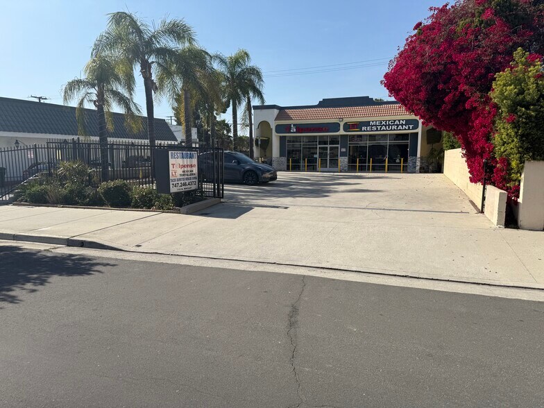 More Photos Of 715 N Maclay Ave, San Fernando Restaurant For Sale