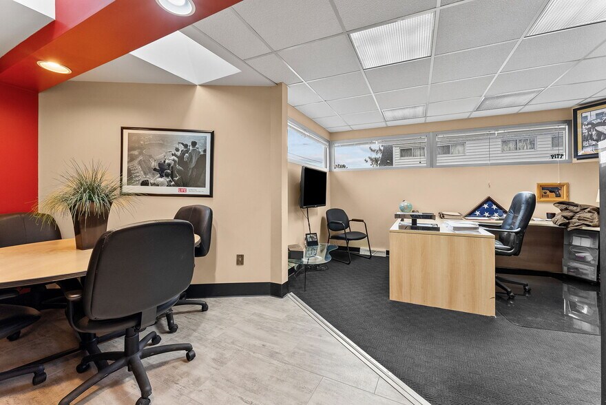 More Photos Of 940 Beaver Grade Rd, Coraopolis Office Residential For Sale