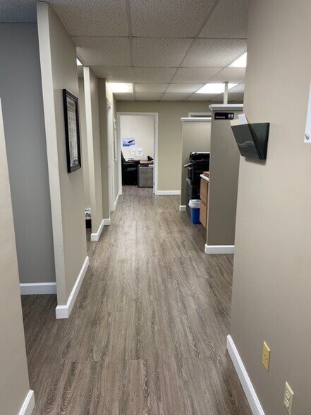 More Photos Of 5714 Industry Ln, Frederick Warehouse For Lease