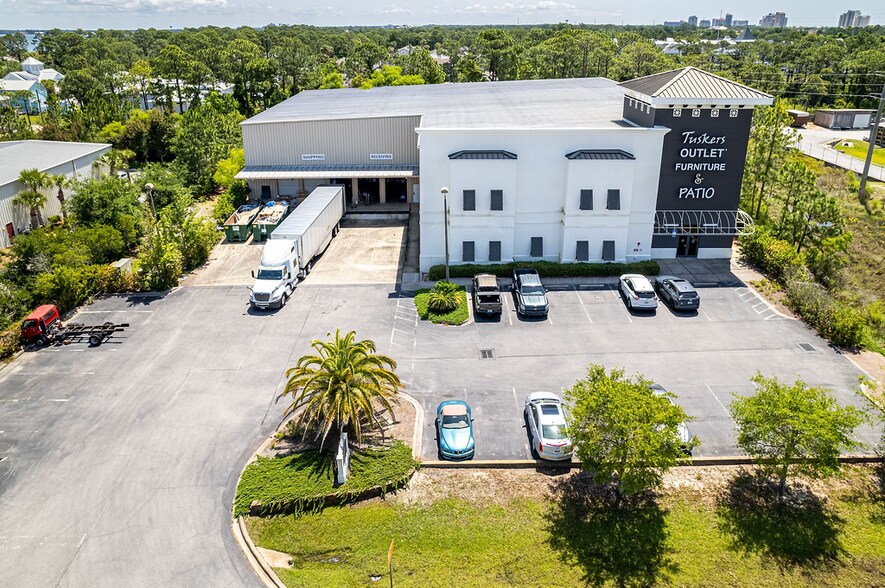 More Photos Of 12244 US Highway 98, Miramar Beach Showroom For Sale