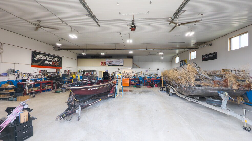 More Photos Of 438 S Main St, Dover Warehouse For Sale