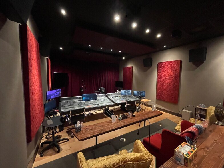 More Photos Of 110 E Santa Anita, Burbank Movie Radio TVStudio For Lease