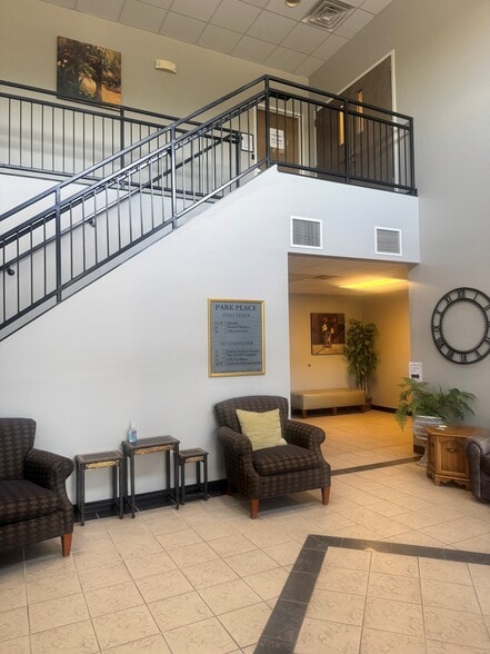 More Photos Of 1704 E Greenville St, Anderson Office For Sale