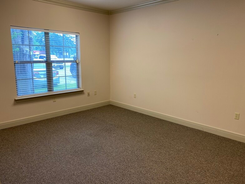 More Photos Of 14635 S Harrells Ferry Rd, Baton Rouge Office For Lease