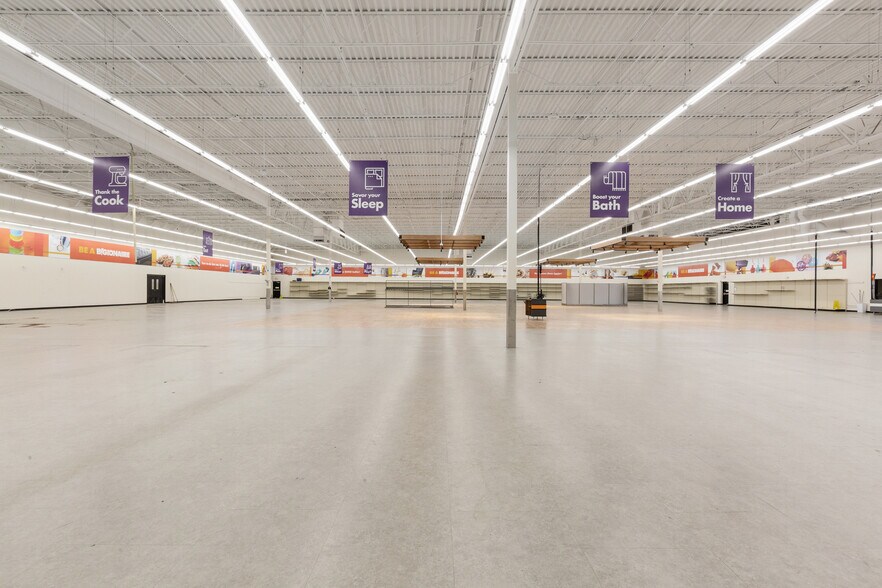 More Photos Of 5252 Bardstown Rd, Louisville General Retail For Sale