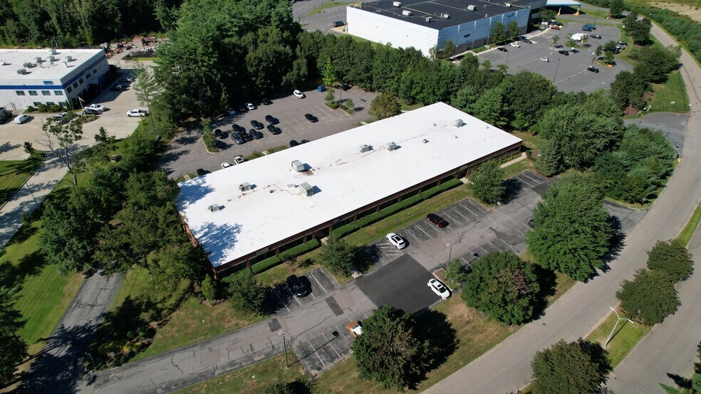 More Photos Of 16 Commerce Blvd, Middleborough Office For Lease