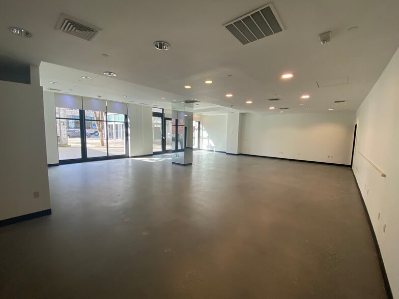 More Photos Of 333-347 NW 9th Ave, Portland Apartments For Sale