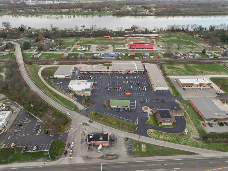 More Photos Of 1629 Ashland Rd, Greenup Freestanding For Sale