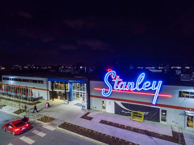 More Photos Of 2501 Dallas St, Aurora General Retail For Lease