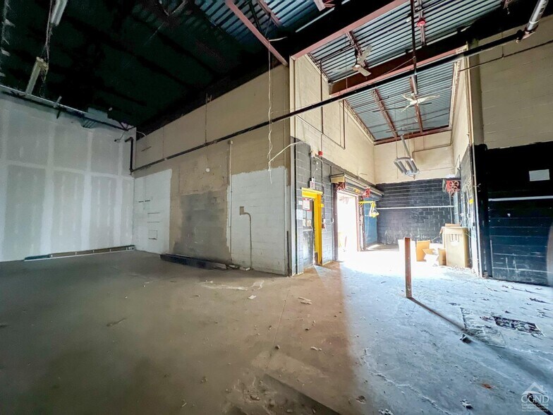 More Photos Of 15 Dardess Dr, Chatham Unknown For Lease