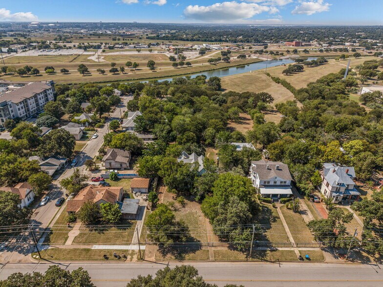More Photos Of 1005 Samuels Ave, Fort Worth Land For Sale