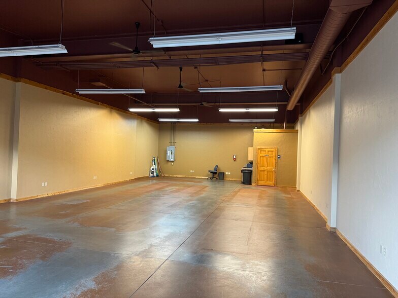 More Photos Of 1880 Loggers Ln, Steamboat Springs General Retail For Lease