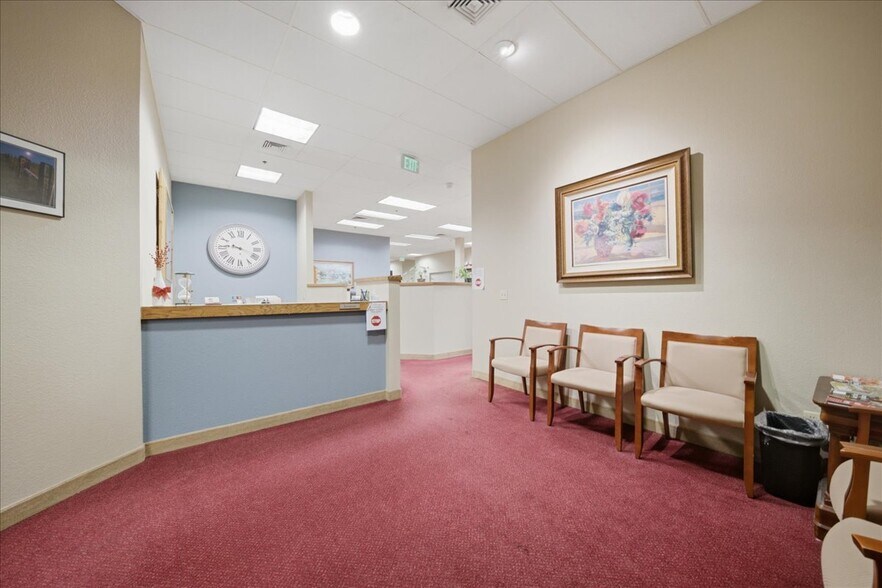 More Photos Of 700 University Ave, Sacramento Office For Lease