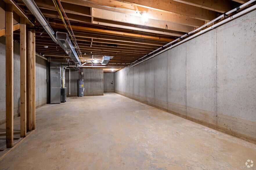 More Photos Of 1094 N Findley St, Olathe Apartments For Sale