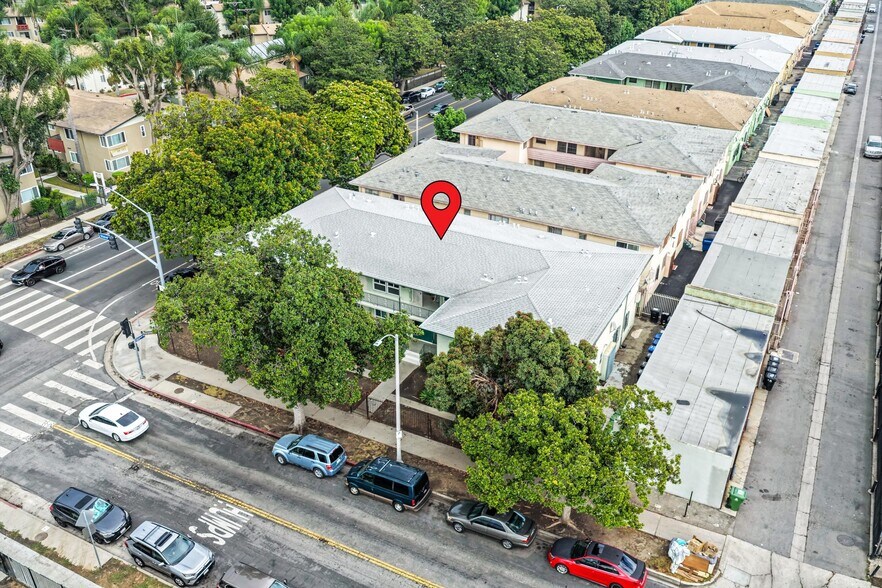More Photos Of 4936 Coliseum St, Los Angeles Multifamily For Sale