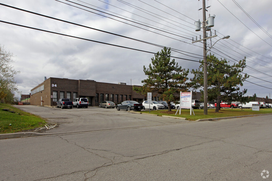 Primary Photo Of 34 Leading Rd, Toronto Warehouse For Lease