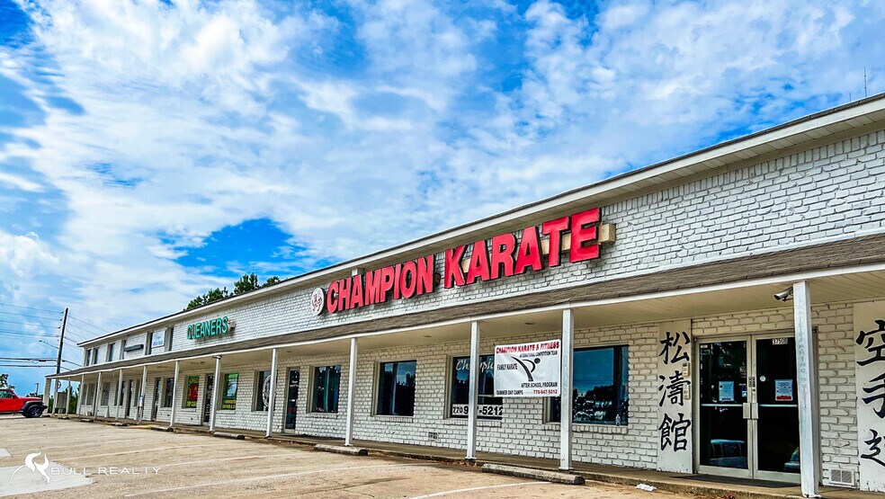 More Photos Of 3750 W County Line Rd, Douglasville Storefront Retail Office For Sale