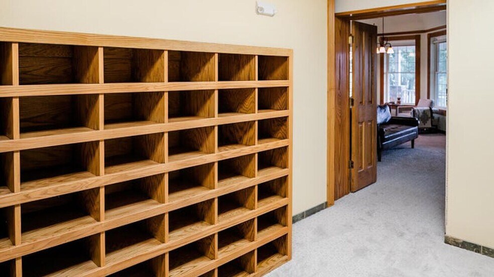 More Photos Of 352 MO-245, Dadeville Horse Stables For Sale
