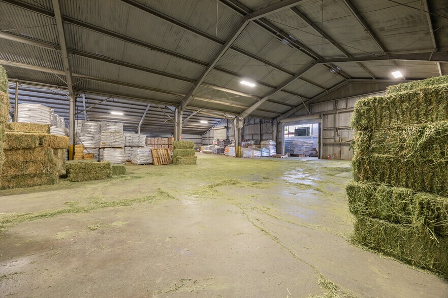 More Photos Of 780 N Todd Ave, Azusa Distribution For Sale