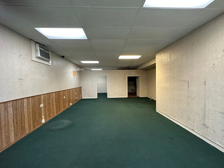 More Photos Of 13322 Madison Ave, Lakewood Apartments For Lease