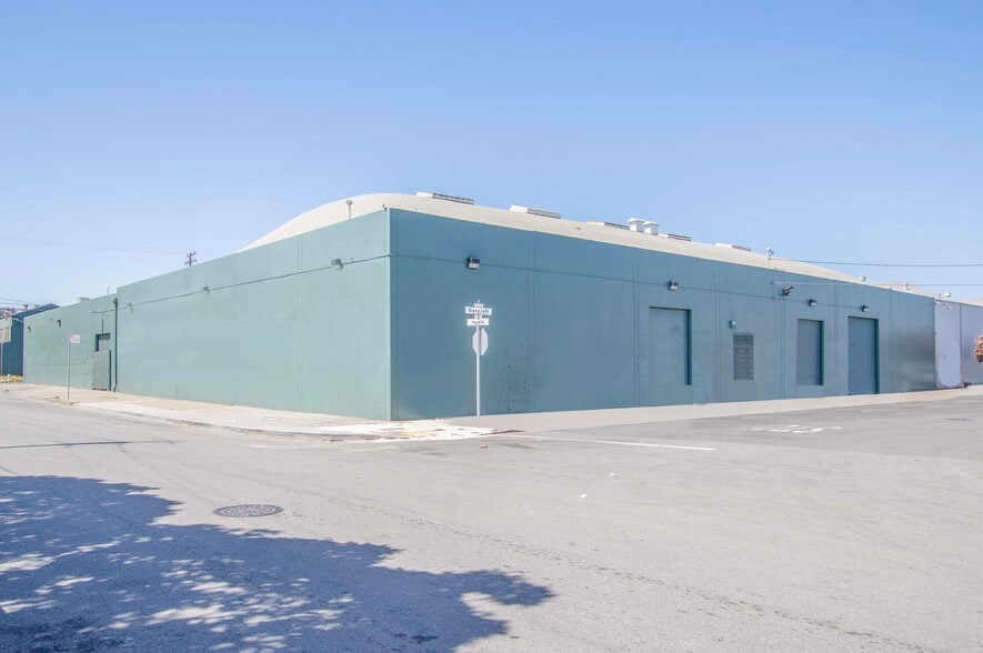 More Photos Of 1400 Carroll Ave, San Francisco Warehouse For Sale