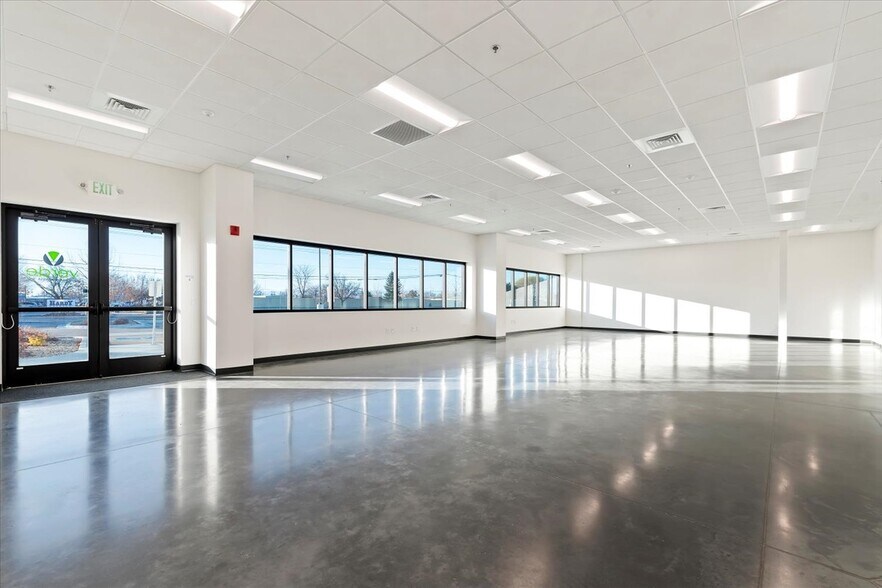 More Photos Of 3515 E Linden St, Caldwell Manufacturing For Lease
