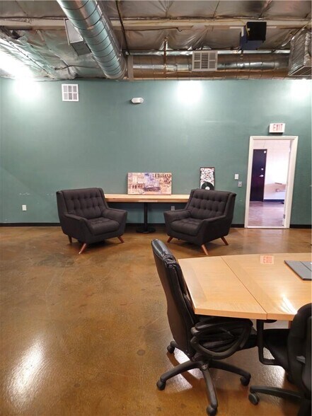 More Photos Of 536 W Mountain View Ave, La Habra Warehouse For Sale