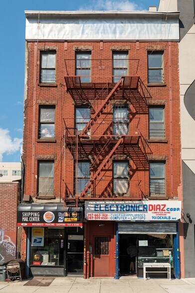 Primary Photo Of 901 DeKalb Ave, Brooklyn Apartments For Lease