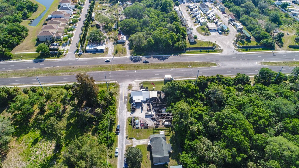 More Photos Of 6115 Adams St, Gibsonton Auto Repair For Sale
