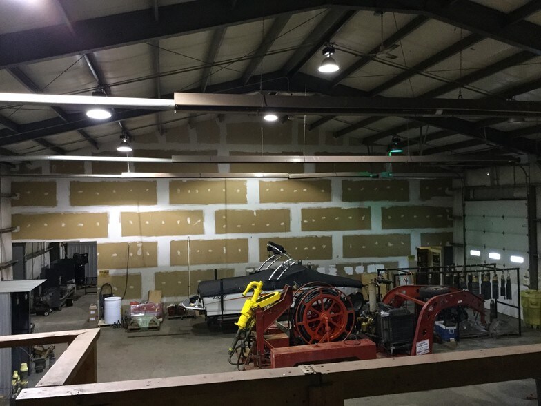 More Photos Of 1217 Laurel Hill Dr, Mc Donald Manufacturing For Sale