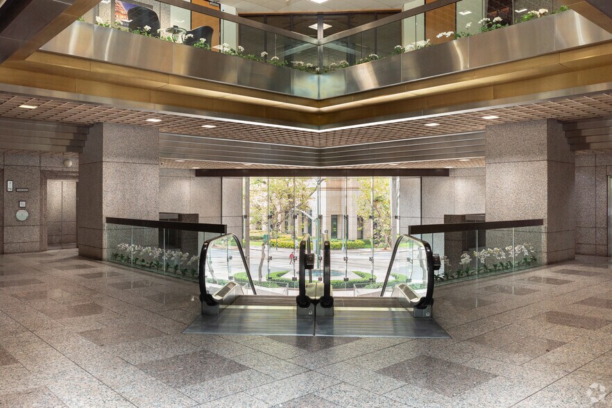 More Photos Of 1100 Alakea St, Honolulu Office For Lease