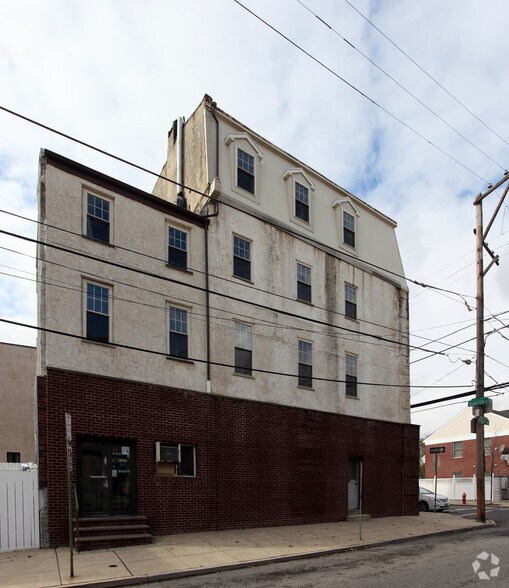 More Photos Of 1300-1302 S 4th St, Philadelphia Manufacturing For Sale
