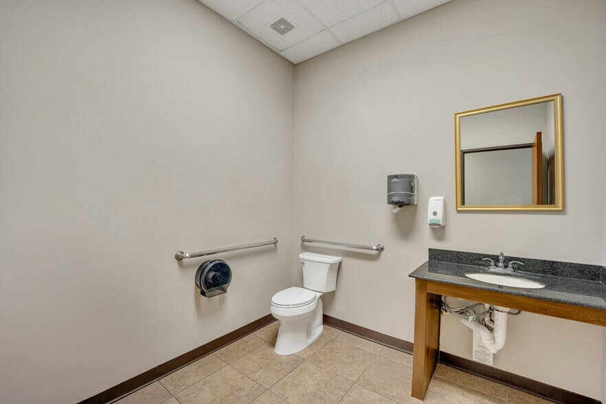 More Photos Of 1804 Owen Ct, Mansfield Light Distribution For Sale