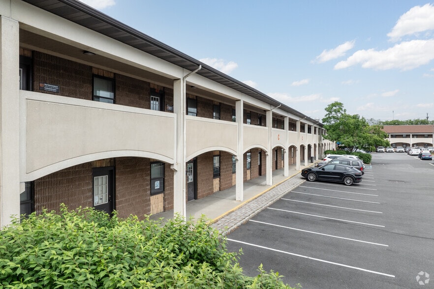 More Photos Of 2333 Morris Ave, Union Township Unknown For Lease