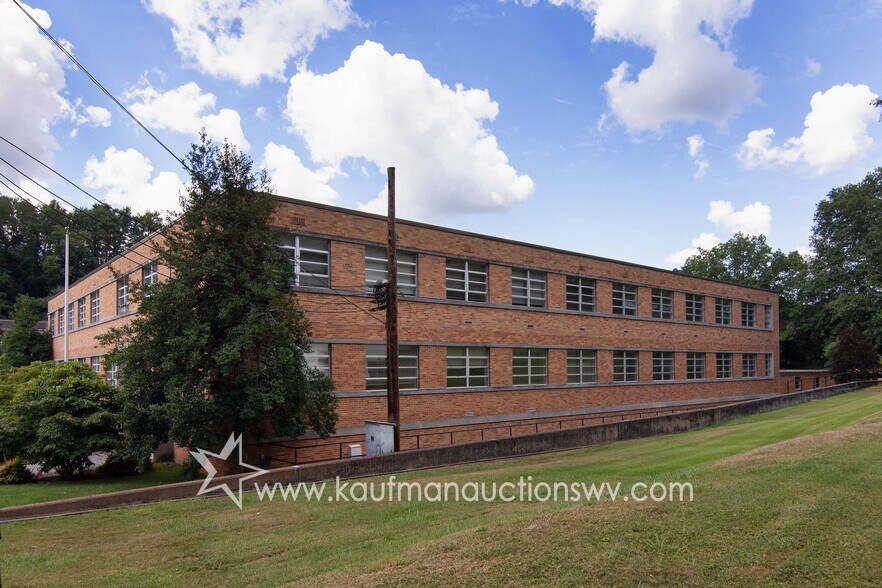 More Photos Of 100 Bluestone Rd, Mount Hope Research And Development For Sale