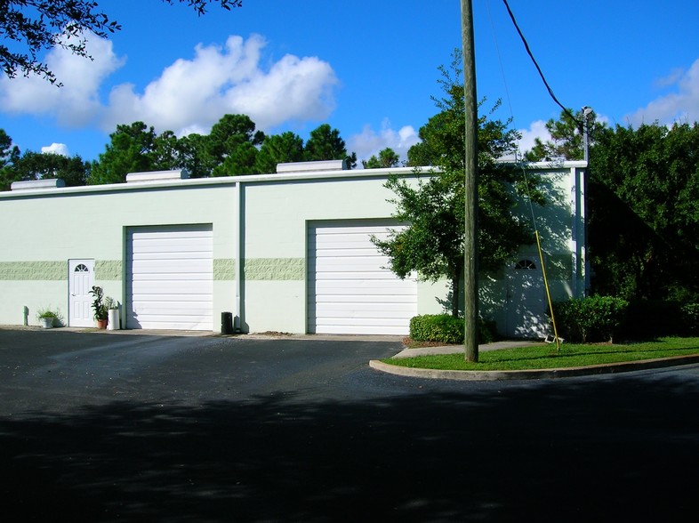 Primary Photo Of 910 Jimmy Ann Dr, Daytona Beach Industrial For Lease