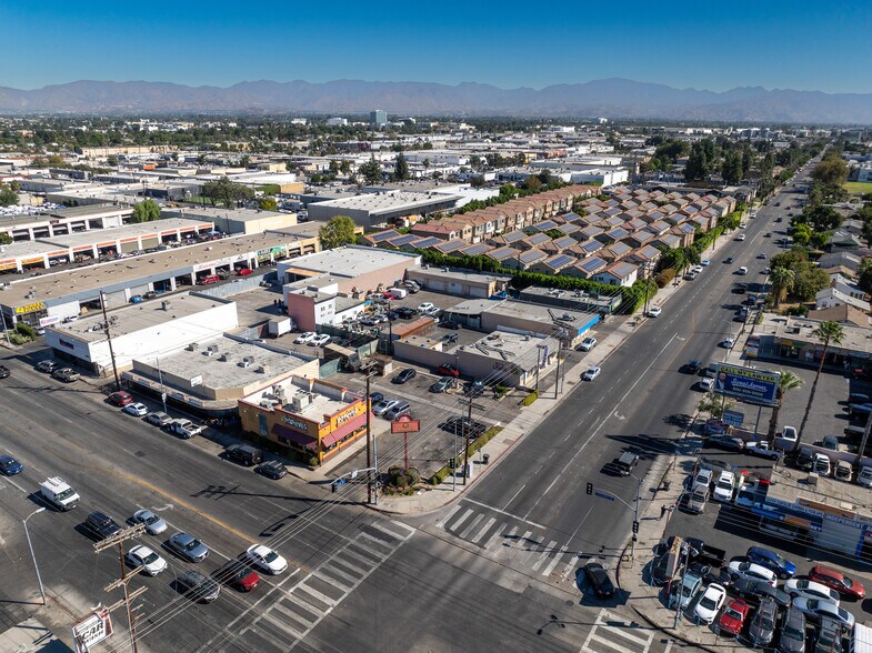 More Photos Of 7610 Sepulveda Blvd & 15243 Saticoy St., Van Nuys Land For Lease