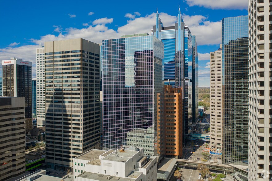 More Photos Of 300 5th Ave SW, Calgary Office For Lease