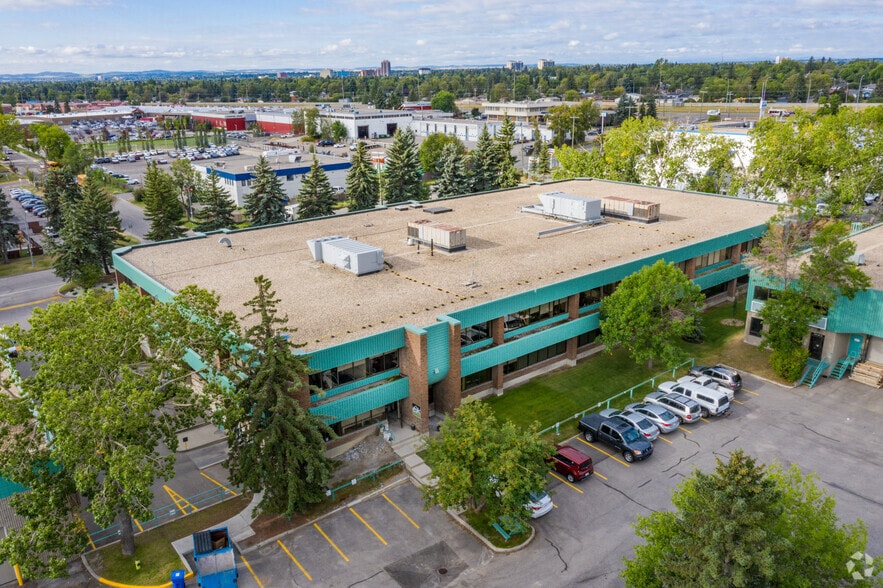 More Photos Of 550 71st Ave SE, Calgary Medical For Lease