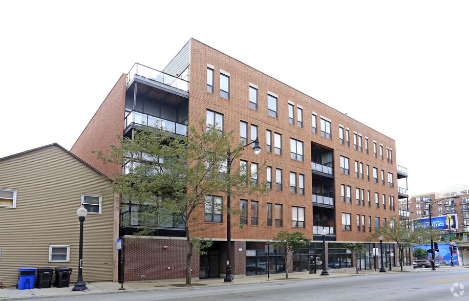 More Photos Of 1600-1610 S Halsted St, Chicago Storefront For Lease