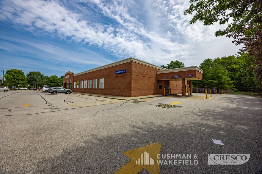 More Photos Of 27175 Center Ridge Rd, Westlake Drugstore For Lease