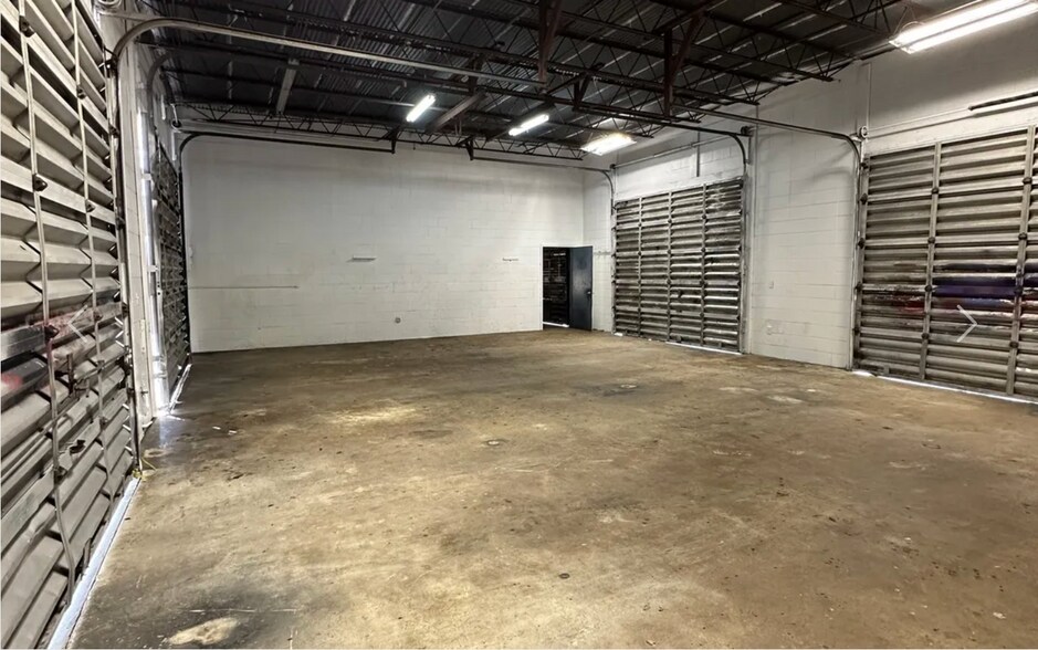 More Photos Of 600 S Plumosa St, Merritt Island Warehouse For Lease